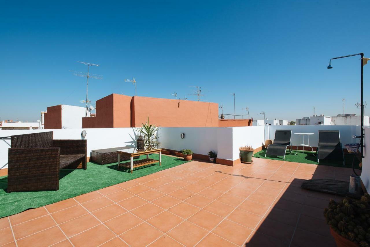 Апартаменти Cozy Attic With Terrace- 1Bd 1Bth- San Vicente Севілья Екстер'єр фото