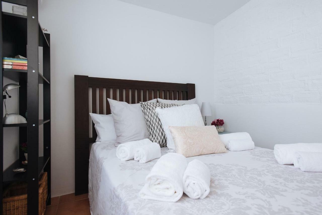 Апартаменти Cozy Attic With Terrace- 1Bd 1Bth- San Vicente Севілья Екстер'єр фото