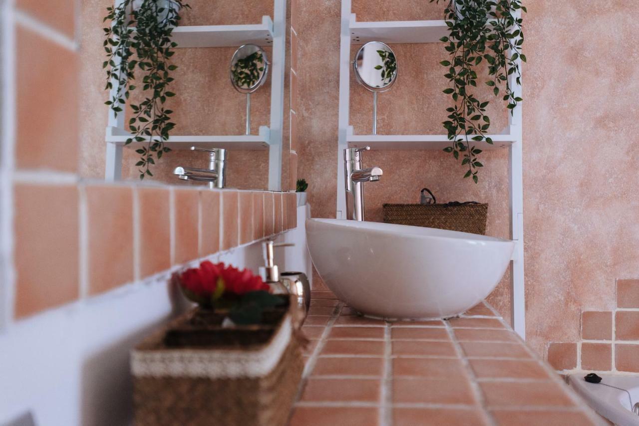 Апартаменти Cozy Attic With Terrace- 1Bd 1Bth- San Vicente Севілья Екстер'єр фото